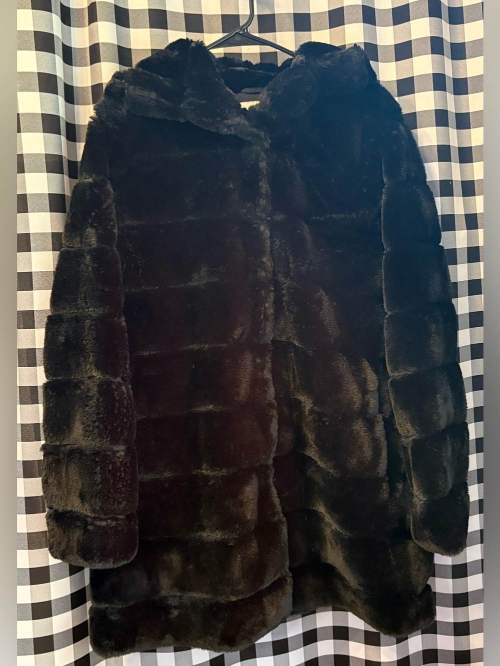 Laundry By Shelli Seagel Tiered Black Faux Fur Hooded Coat. Size L